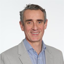 i口岸丨暑期跨境游火爆!拱北口岸客流突破1500万,单日最高42.99万人次