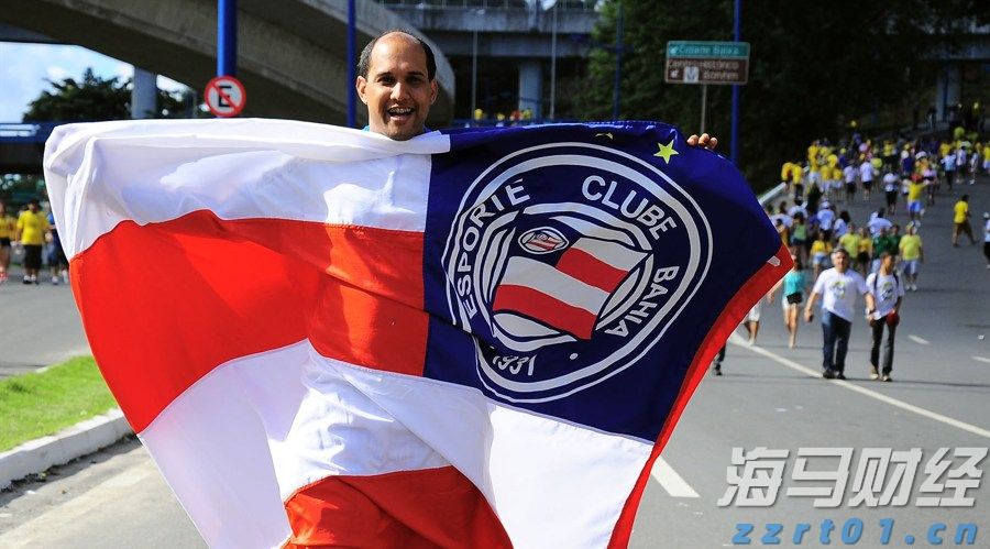 华为鸿蒙智行登录安徽五一车展 问界M8首次惊艳亮相