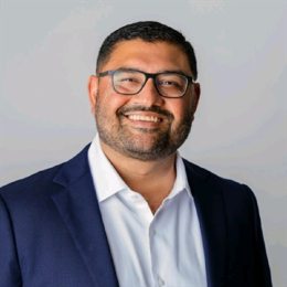 “送法进军营”“送法入海岛”,珠海架起军地连心“普法桥”