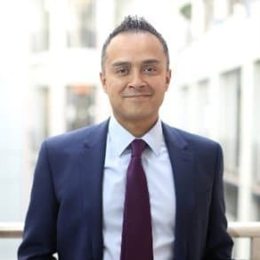 香山夜访丨“杂草路”变身“暖心巷”,立新社区“亮了”